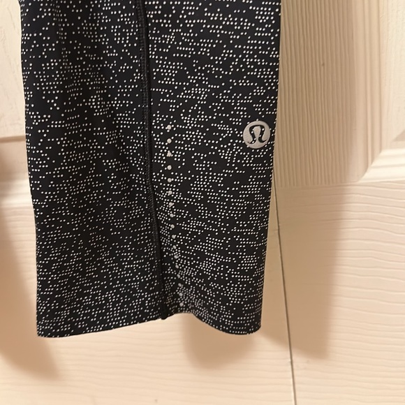 Lululemon Fast Free Crop Nulux 19" Soundwave Alpine White/Black leggings Size 6 - Picture 6 of 9